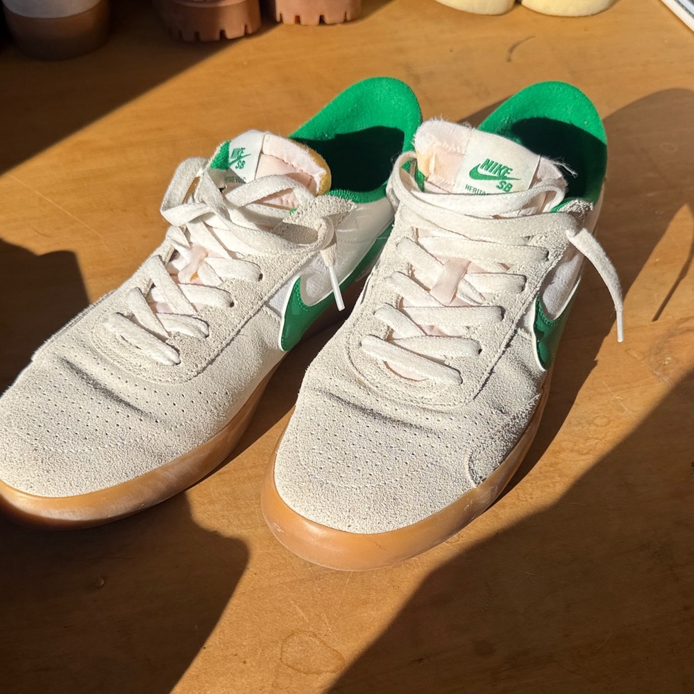 Nike SB Cream and Green Sneakers